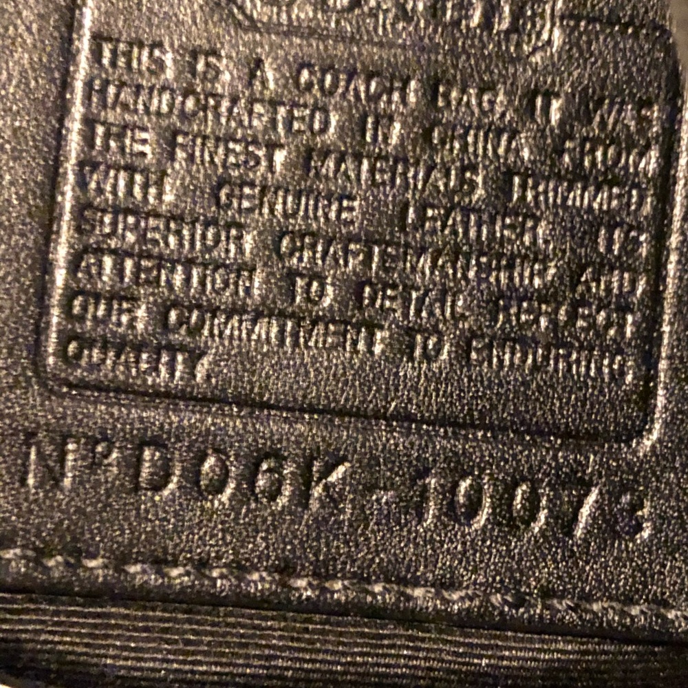 COACH Soho Signature Small Hobo No: D06K-10073 - Picture 3 of 3